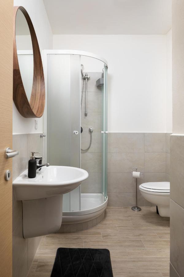 Prague Days - Minimalist Apartment - Easy City Access Kültér fotó